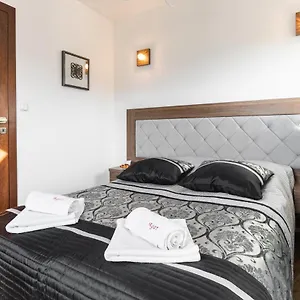 https://aparthost-rezydencja-sienkiewicza.zakopanehotels.org